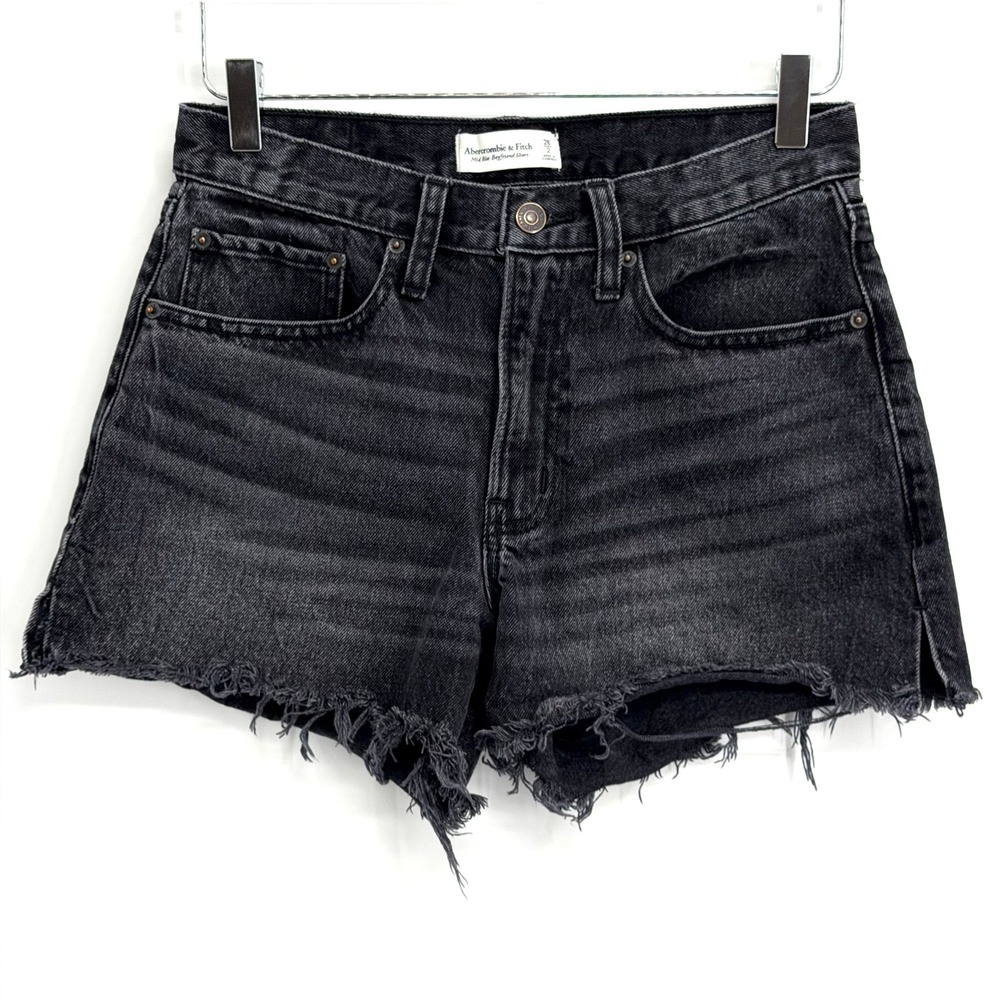 Abercrombie & Fitch Mid Rise Boyfriend Short Size 26 Black Denim Raw Hem Cut Off
